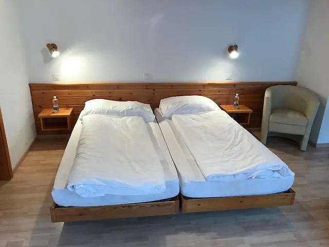 Szálloda Chamanna 2*